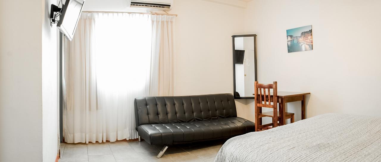 בואנוס איירס Once Plaza Hotel מראה חיצוני תמונה