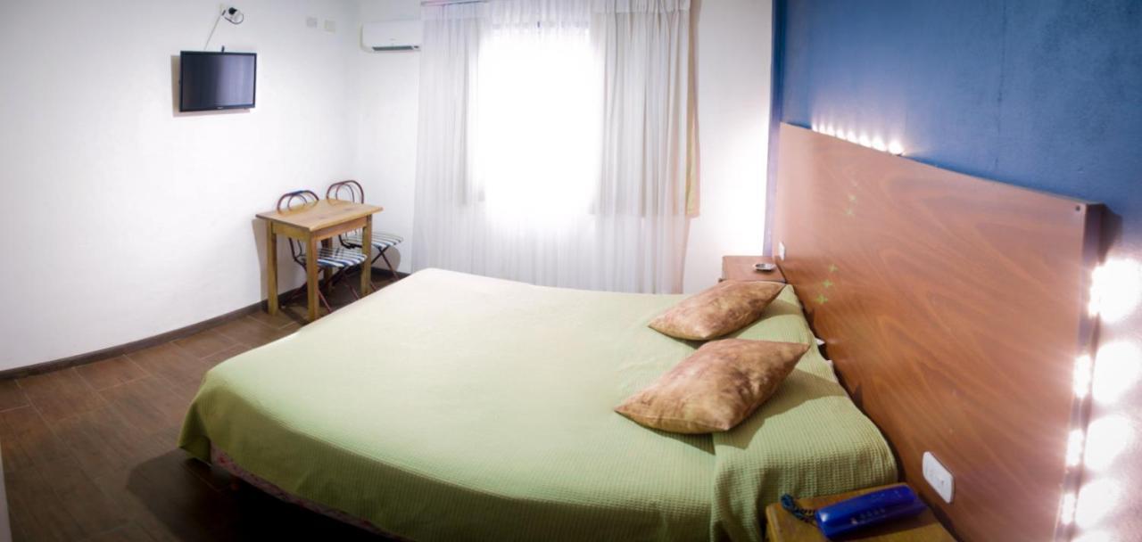 בואנוס איירס Once Plaza Hotel מראה חיצוני תמונה